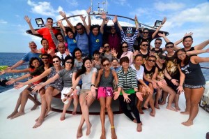 What is a liveaboard group photo